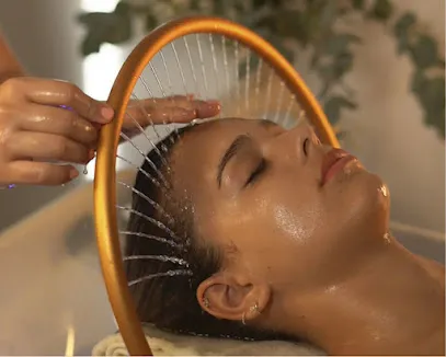 Upperhill Massage Head Spa - Head Spa