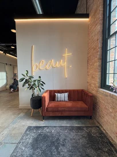 Hairloom Suite - Head Spa