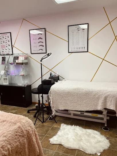 Aphrodite Salon and Lash Bar - Head Spa