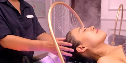 Private Eyes Studios - Head Spa