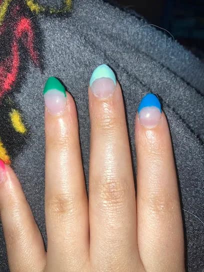 Serendipity Spa & Salon - Head Spa